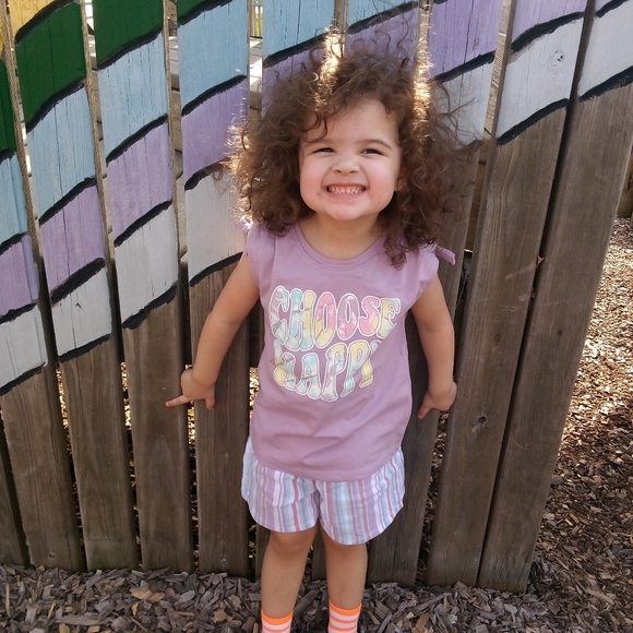 Meet your Posher, Jennifer - Picture 6 of 6